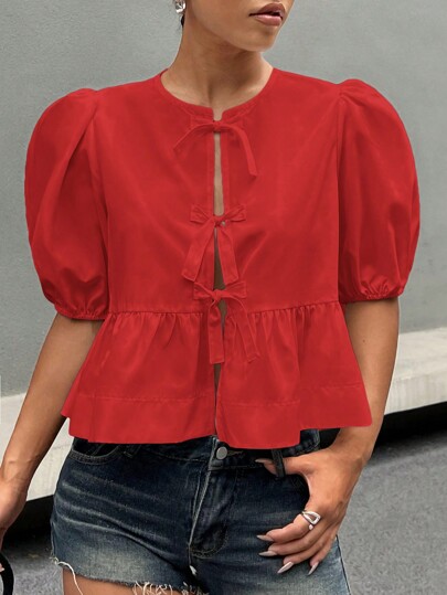 SHEIN EZwear Top casual de manga corta con lazo delantero y diseño minimalista, para uso diario de la mujer