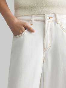 Ontre 2025 New Arrival Women's Pocketed Straight-Leg Loose Casual Versatile Jeans