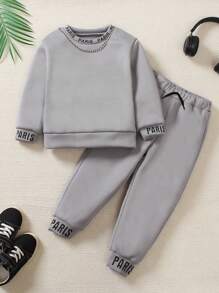 SHEIN 2 件套年轻男孩纯色和图案印花长袖常规服装，适合秋冬季 - 灰色 - 查看 1