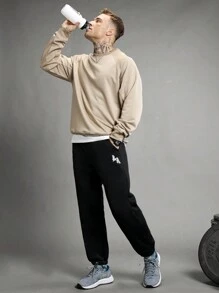 Manfinity Sport Corelite Boyfriend Style Men's Letter Patch Pocket Casual Sports Pants Sweat Pants - Black - View 4