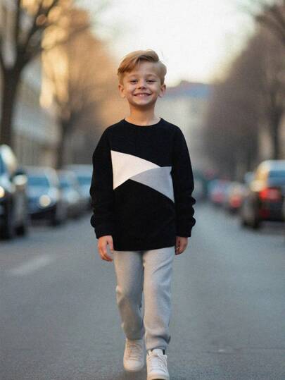 2 件套 Tween Boy 几何色块长袖运动衫和灰色裤子套装，秋冬