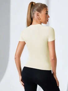 Easithlete Seamless Solid Color Crew Neck Sports T-Shirt & Tank Top, Casual And Fashionable For Daily Wear - Beige - View 2