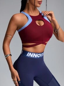 Innovista Sujetador deportivo casual con recortes y bajo cruzado en contraste de color, sin mangas, efecto push up, espalda de tirantes, para ejercicio, yoga, gimnasio - Día de San Valentín