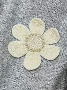 Calvaya 大码女式3D立体花卉撞色圆领宽松套头毛衣，秋冬针织套头衫 - 淺灰色 - 查看 4