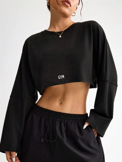 Easithlete Women Letter Print Batwing Sleeve Basic Cropped Long Sleeve Sweatshirt For Sports & Yoga Crew Neck Women Sweatshirt