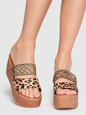 Fairycore Sandalias con tacón alto de estilo europeo y americano en color marrón, sandalias de verano con punta abierta, encaje y corte calado para vacaciones, chanclas con cuña y plataforma para exteriores, zapatos de primavera para vacaciones de primavera y Pascua