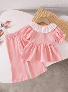 SHEIN 2er Set Baby Mädchen Rosa Puppen Bluse mit Rüschenkragen und Puffärmeln + Hose mit elastischem Bund und ausgestelltem Bein, bequem, niedlich und süß für Herbst und Winter, geeignet für Zuhause und Outdoor
