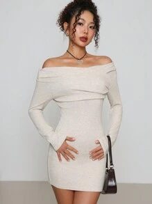 Aloruh Women's Solid Color Pleated Off Shoulder Elegant Long Sleeve Dress