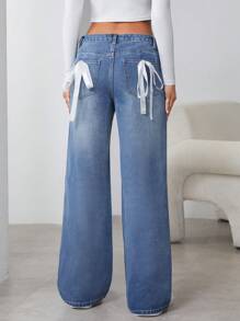 SHEIN Essnce Jeans de mujer de moda casual de cintura alta, pierna ancha y efecto desgastado con nudo - Azul lavado oscuro - Ver 5