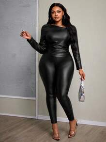 Slaydiva Elegant Plus Size Women Sexy Asymmetric Neckline Long Sleeve Bodycon Top, Suitable For Holiday, New Year, Valentine's Day