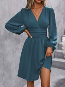 SHEIN Clasi Đầm suông buộc dây cổ chữ V tay dài màu trơn cho nữ thường ngày - Màu xanh ngọc - Xem 7