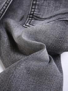 SHEIN Young Boy Fashion Street Cool Ripped Frayed Splicing Raw Edges Light Grey Skinny Jeans With Distressed Details,For Kids Fall/Winter Outdoor Wear Outfits Ripped Jeans For Boysboys Clothes Jeansboys Ripped Jeansboys Clothes Kids Jeans