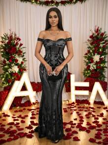 Slaydiva Elegant Glamorous Feather & Fringes Beaded Bra Top High Slit Sequin Maxi Evening Gown - Black - View 2
