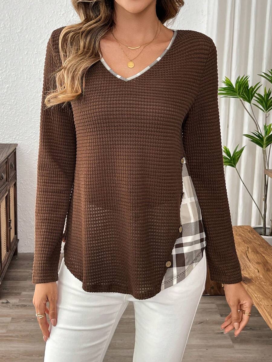 EMERY ROSE Spring T-Shirt Patchwork Grid Pattern, V-Neck, Women's Long-Sleeve Top Vacation T-Shirt - Multicolor - View 1