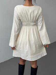 SHEIN Essnce Vestido mini con detalle de cordón fruncido, vestido con cuello en V y cintura con lazo, vestido con textura fruncida, vestido para mujer, ropa para señoras