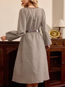 Vintamour 复古女装 复古优雅 格子 天鹅绒 拼色 口袋 腰带 方领 长款 灯笼袖 休闲工作 A 字喇叭裙 冬季女装 感恩节女装 长袖冬装 圣诞女装 圣诞装 长袖连衣裙 圣诞女装 圣诞连衣裙 圣诞衣服 除夕连衣裙 感恩节连衣裙 节日连衣裙 冬装 谷仓 Barnfit - 棕色 - 查看 3