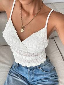 SHEIN Essnce Dames Lente Zomer Casual Nieuw Wit Effen Kleur Elegant Romantisch Kant Strik Ruffle Zoom Camisole Valentijnsdag Valentijnskleding Vakantie Crop Tops Nieuwjaar Dames Outfit