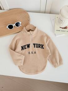 SHEIN Babygirl 不对称下摆羊毛运动衫，卡其色字母图案立领，百搭秋冬季 - 卡其色 - 查看 1