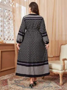 Mulvari Plus Size Arabian Patchwork Retro Luxurious Modest Long Sleeve Dress - Black - View 2