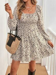 SHEIN Frenchy Váy ngắn tay đèn lồng họa tiết hoa mini giản dị cho nữ ngày lễ - Nhiều màu - Xem 4