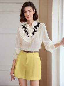 MOTF PREMIUM TAILORED SLANT POCKET SHORTS - Yellow - View 4