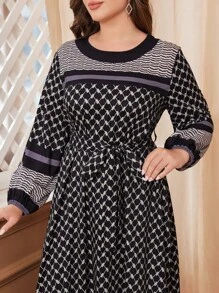 Mulvari Plus Size Arabian Patchwork Retro Luxurious Modest Long Sleeve Dress - Black - View 5