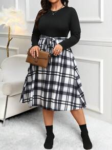 SHEIN LUNE Plus Size Women Knitted Black & White Printed Patchwork Plaid Elastic Waist Casual Elegant Spring/Autumn Dress Maxi Women Outfit