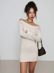 Aloruh Women's Solid Color Pleated Off Shoulder Elegant Long Sleeve Dress