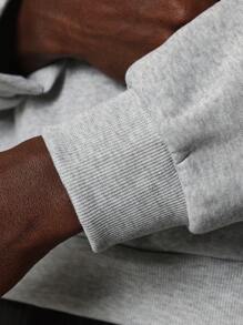 SUMWON Contemporary Artist Collection Oversized Sweatshirt Premium Long Sleeve Winter Fall Streetwear Athletic Casual Urban Fashion - Grey - View 6