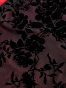 SHEIN MOD 2pcs Set Spaghetti Strap V-Neck Ruffle Trim Semi-Sheer Cropped Top And Ruched Waist Fishtail Hem Skirt, Dress De Carnival Elegant, Conjuntoes Elegant, Sexy Club Outfits Women, Two Pieces Outfit Women, Sexy Dresses For Women