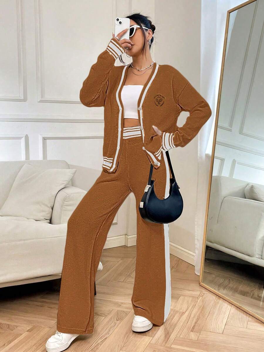 SHEIN Unity 2 件女式撞色条纹印花前扣长袖上衣和长裤针织毛衣套装 - 棕色 - 查看 1