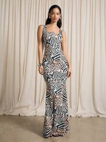 AiiRZ Curve Neckline Fitted Zebra Print Maxi Dress