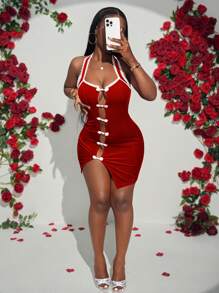 Slaydiva فستان ضيق جريء مع تصميم خرم في الجوانب وشق جانبي والياقة الحالكة، اللون الأحمر لعيد الحب، المقاس M - الأحمر - مشاهدة 2