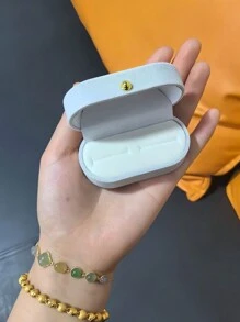 1pc Luxe Plush Velvet Ring Bearer Box With Magnetic Closure Elegant Oval Wedding Ring Holder For Proposal, Engagement & Vow Ceremonies Extra-Wide Slot Fits Double Rings, Earrings, Pendants Premium Jewelry Display Case & Gift Storage Organizer - Perfect For Valentine's, Anniversary, Bridal Shower