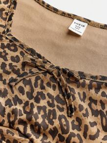 SHEIN Girlism 青少年女孩合身圆领腰部褶皱豹纹休闲喇叭袖 T 恤 - 棕色 - 查看 3