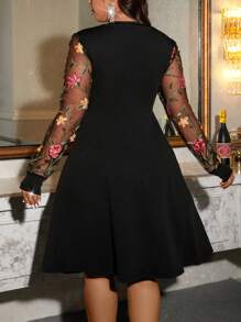 SHEIN Clasi 女式优雅串珠领刺绣网眼袖拼接黑色连衣裙，秋冬款