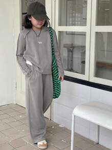 DAZY 2 件套 Tween Girl 圆领针织字母刺绣上衣和裤子套装，秋季