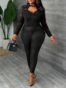 Slaydiva Plus Size Women Lace Patchwork Hollow Out Fitted Top