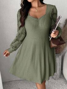 SHEIN Frenchy 大码纯色甜心领长袖休闲迷你连衣裙 - 軍綠色 - 查看 6