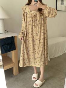 DAZY Line Drawing Floral Print Tie-Up Ruffled Lantern Sleeve Loose Nightgown Pajama - Yellow - View 3