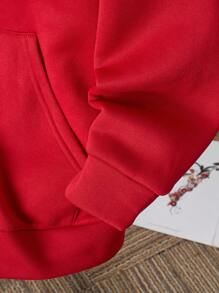 SHEIN Bộ 2 chiếc/bộ áo khoác nỉ trùm đầu in họa tiết tiếng Anh màu đen và đỏ cho bé trai tuổi teen và quần dây rút, lót giữ nhiệt ấm áp cho mùa thu/đông, đa năng để mặc hàng ngày, đi học, thể thao, thường ngày khi đi dạo phố - Nhiều màu - Xem 4