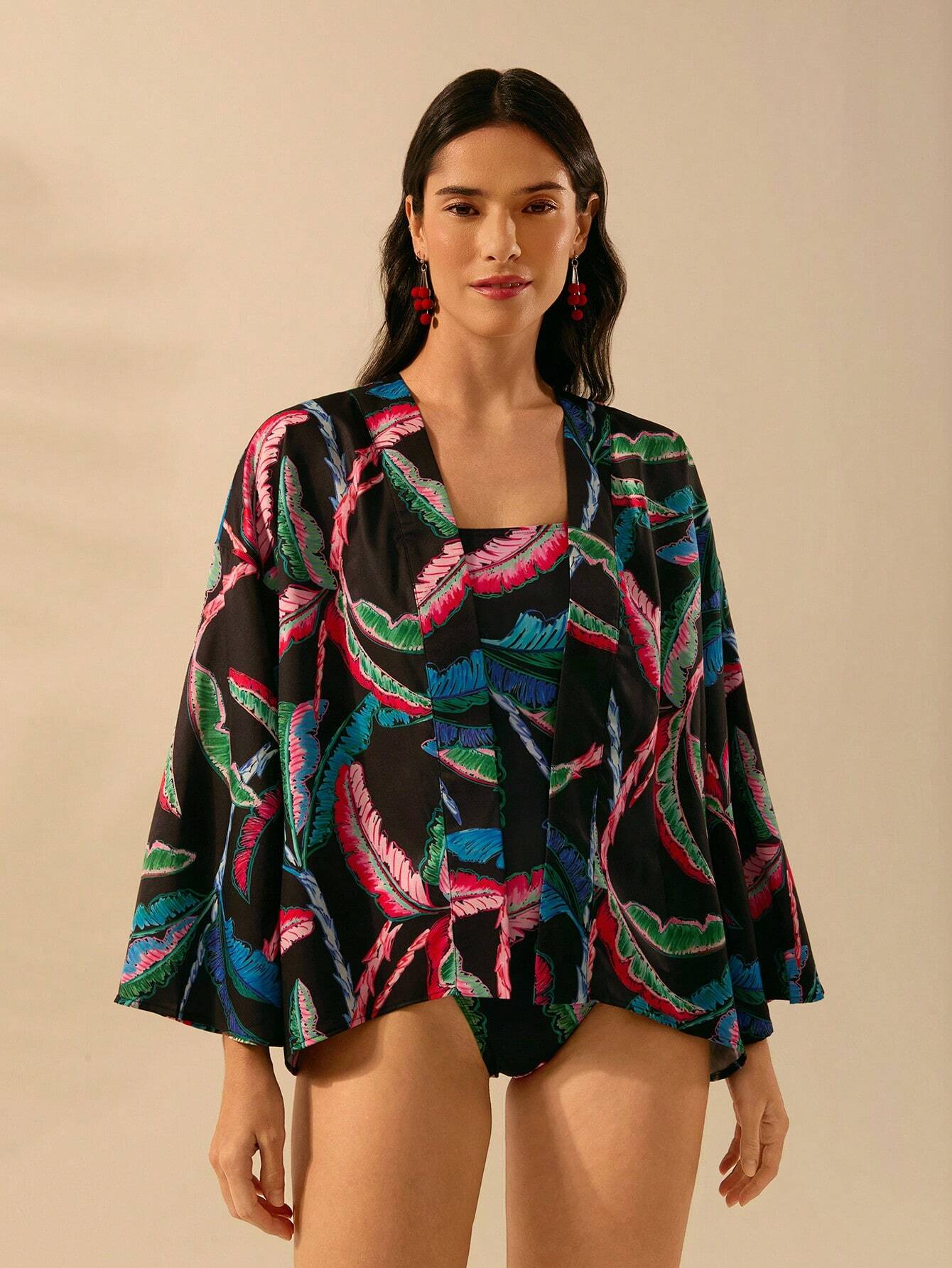 CAJUNI Kimono Longo de Manga Comprida Preto de Verão Feminino com Estampa Tropical Colorida de Coqueiros para Férias, Casual e Bohêmio - Multicolorido - Visão 3