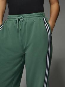 MISSGUIDED Wide Leg Athletic Track Pants Training Sweatpants Side Stripe Sports Bottoms Fall Winter Casual Joggers Gym Workout Loungewear - Green - View 6