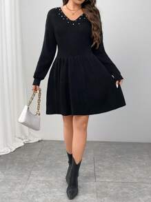 SHEIN Clasi Plus Size Women Pearl Beaded Notched Neck Lantern Sleeve Dress, For Winter