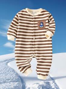 SHEIN 男婴休闲运动可爱趣味酷炫风格熊徽章落肩宽松条纹保暖内衬连体裤，适合秋冬季穿着，室内和室外