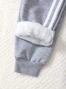 年轻女孩保暖内衬运动裤休闲运动慢跑裤多件装，秋冬季