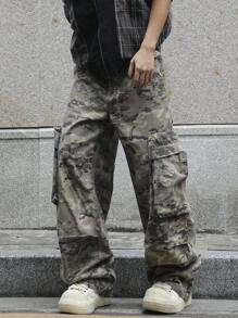 Manfinity EMRG Men's Multi-Pocket Camo Casual Denim Jeans, Everyday Wear