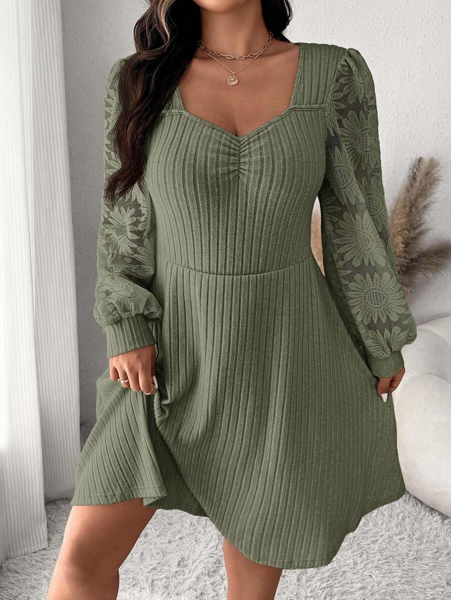 SHEIN Frenchy 大码纯色甜心领长袖休闲迷你连衣裙 - 軍綠色 - 查看 1