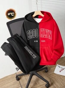 SHEIN Bộ 2 chiếc/bộ áo khoác nỉ trùm đầu in họa tiết tiếng Anh màu đen và đỏ cho bé trai tuổi teen và quần dây rút, lót giữ nhiệt ấm áp cho mùa thu/đông, đa năng để mặc hàng ngày, đi học, thể thao, thường ngày khi đi dạo phố - Nhiều màu - Xem 1
