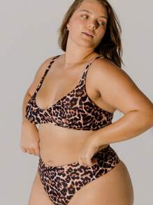 Aralina Plus Size Curve Bold Style Leopard Print Adjustable Straps Triangle Vacation Bikini Set With Swim Bag Summer